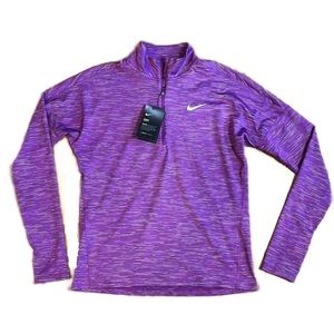 Nike Dri-Fit Element Half Zip Top in Bold Berry, size Small